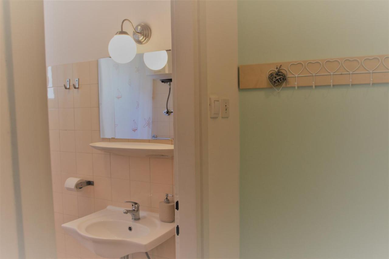 Rooms Ena روفينج المظهر الخارجي الصورة