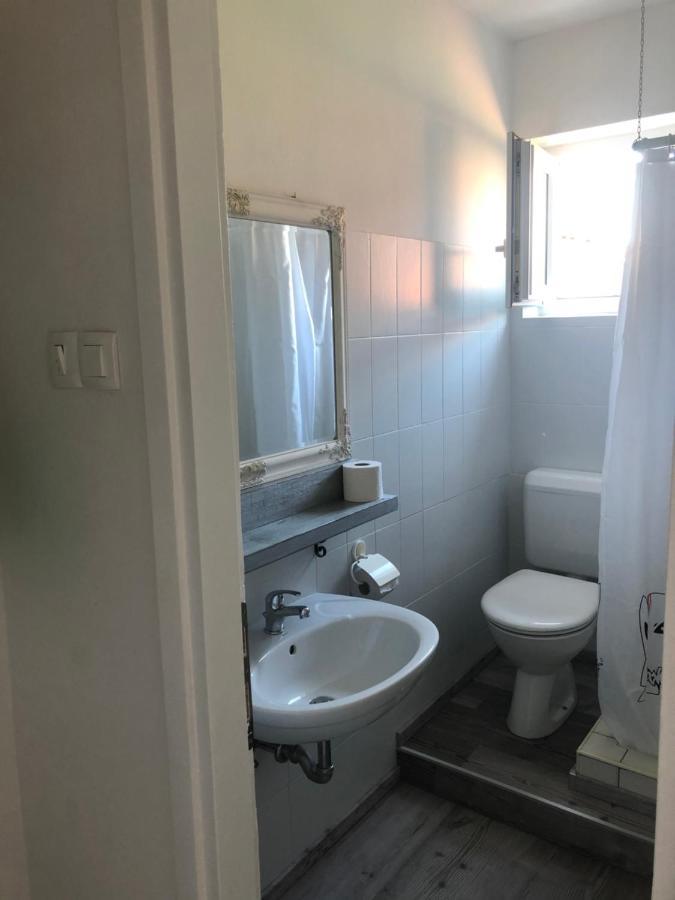 Rooms Ena روفينج المظهر الخارجي الصورة